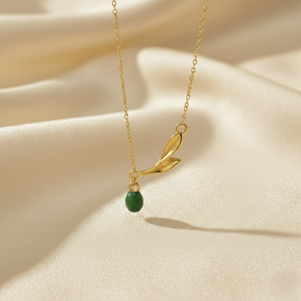 The Jnoubé Necklace