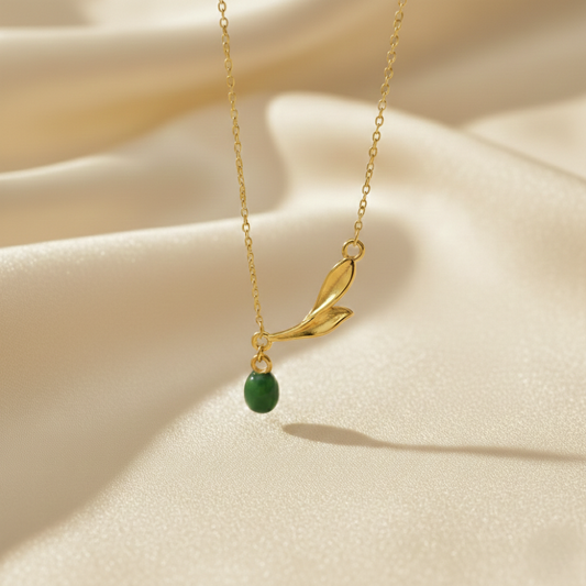 The Jnoubé Necklace